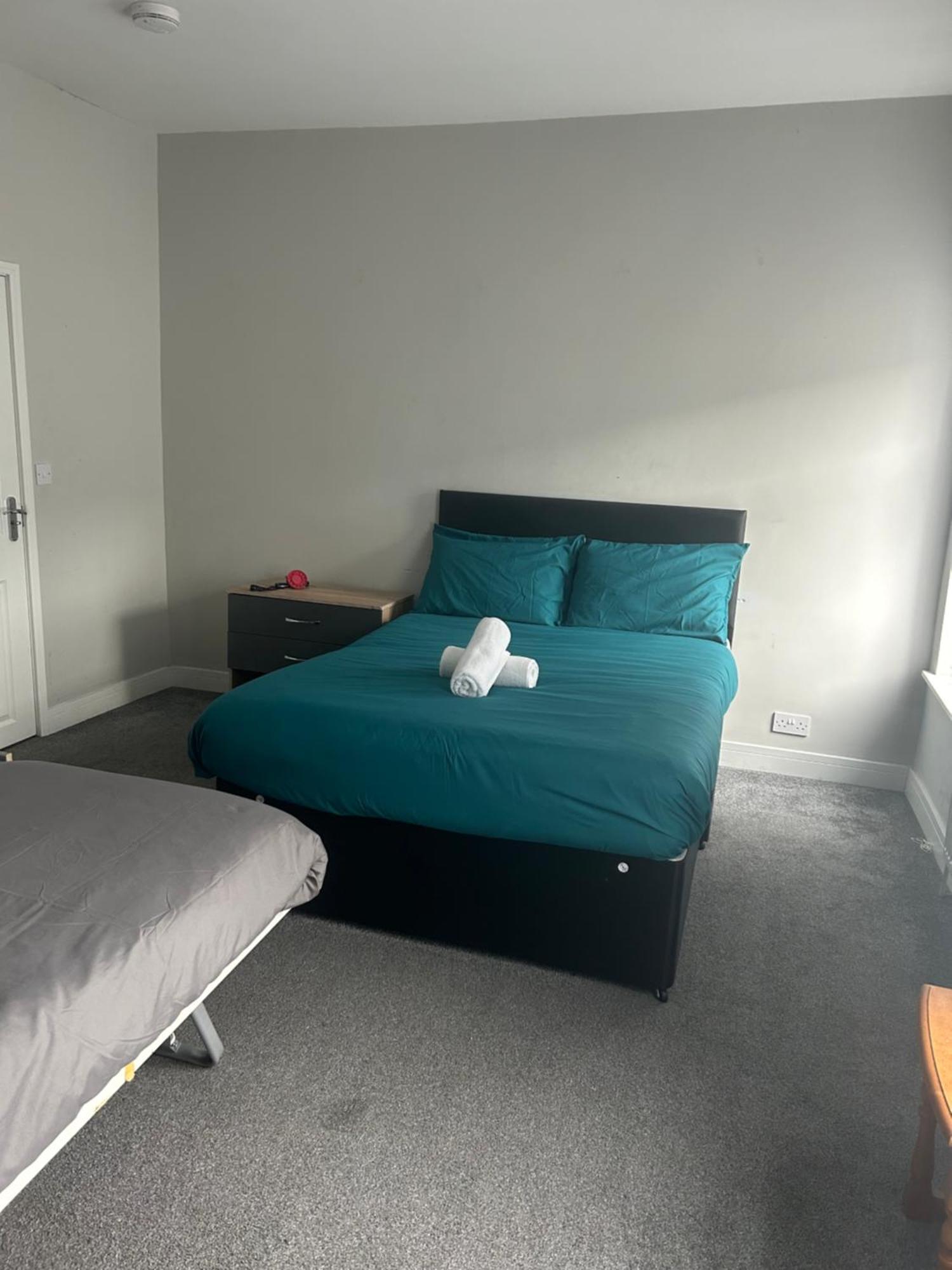 Bed and Breakfast Brunswick Place 1 Stoke-on-Trent Екстер'єр фото